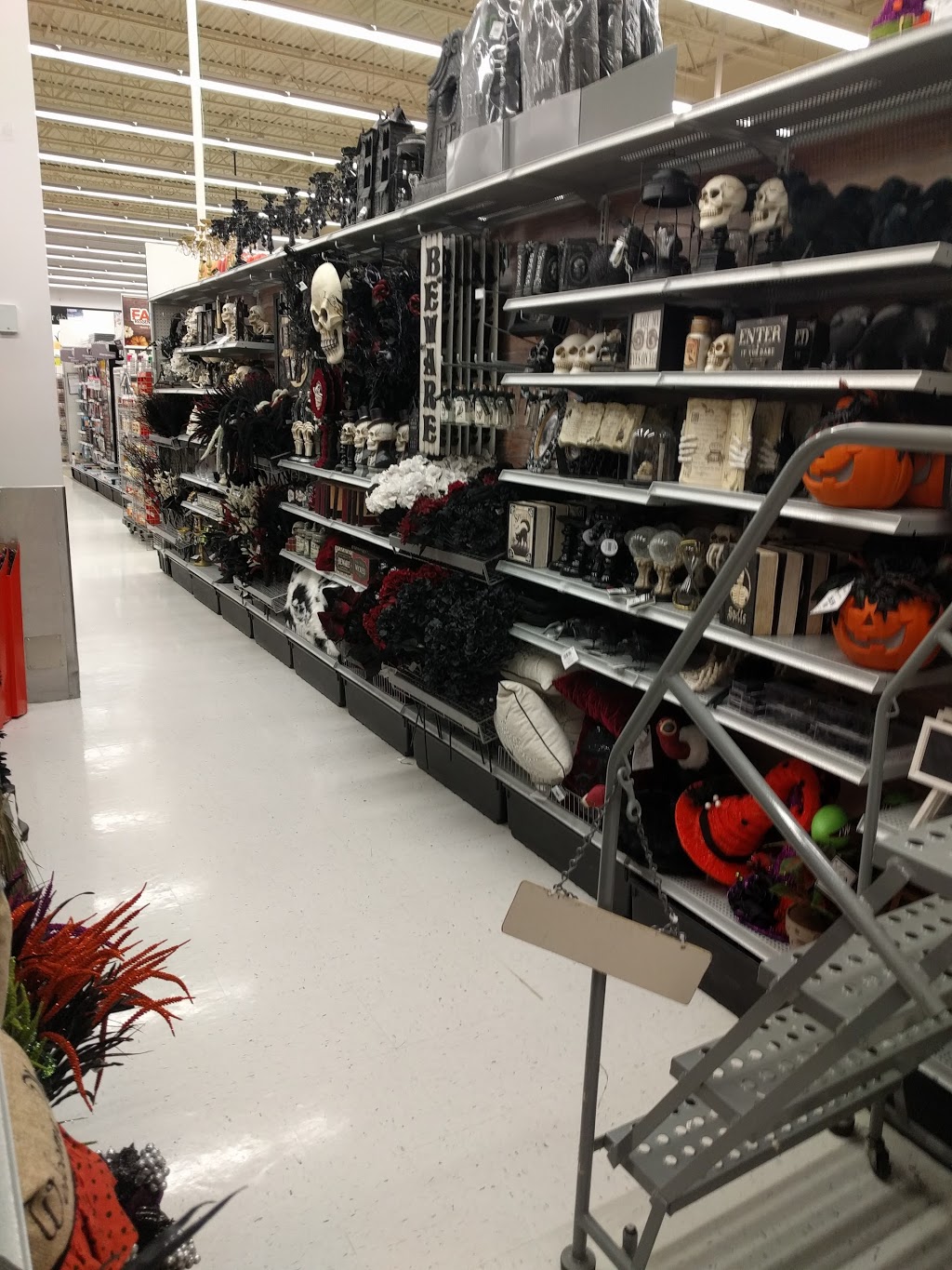 Michaels | 1025 Boulevard du Grand Héron, Saint-Jérôme, QC J7Y 3P2, Canada | Phone: (450) 431-3290
