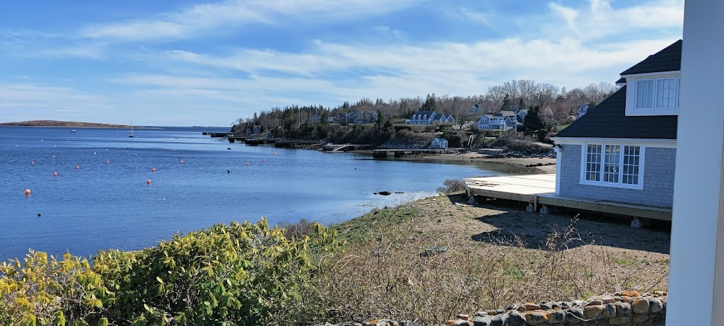 Chester yacht club | 21 South St, Chester, NS B0J 1J0, Canada | Phone: (902) 275-3747