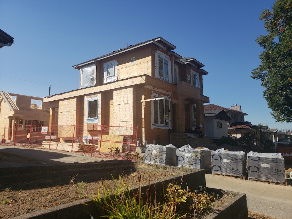Kamaldeen Construction | 1911 Prestwick Dr, Vancouver, BC V5P 2E8, Canada | Phone: (604) 771-0622