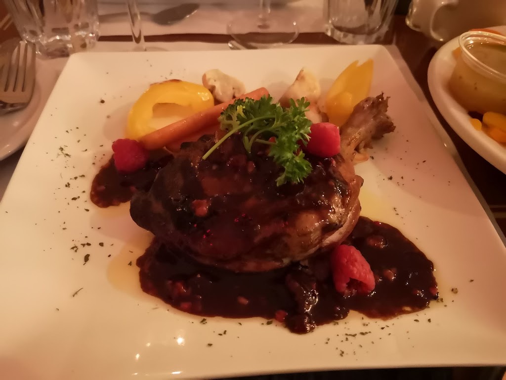 La Sarcelle | 7 Rue de la Rivière, Bedford, QC J0J 1A0, Canada | Phone: (450) 248-4440