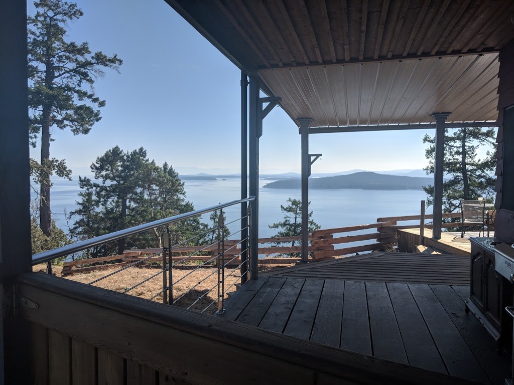 Shangri-La Oceanfront B&B | 5909 Pirates Rd, Pender Island, BC V0N 2M2, Canada | Phone: (250) 984-8109