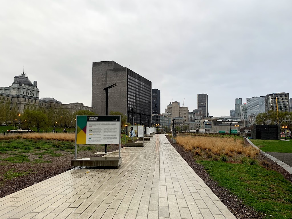 Place des Montréalaises | Place des Montréalaises, Montréal, QC H2Y 3Z8, Canada | Phone: (514) 872-0311