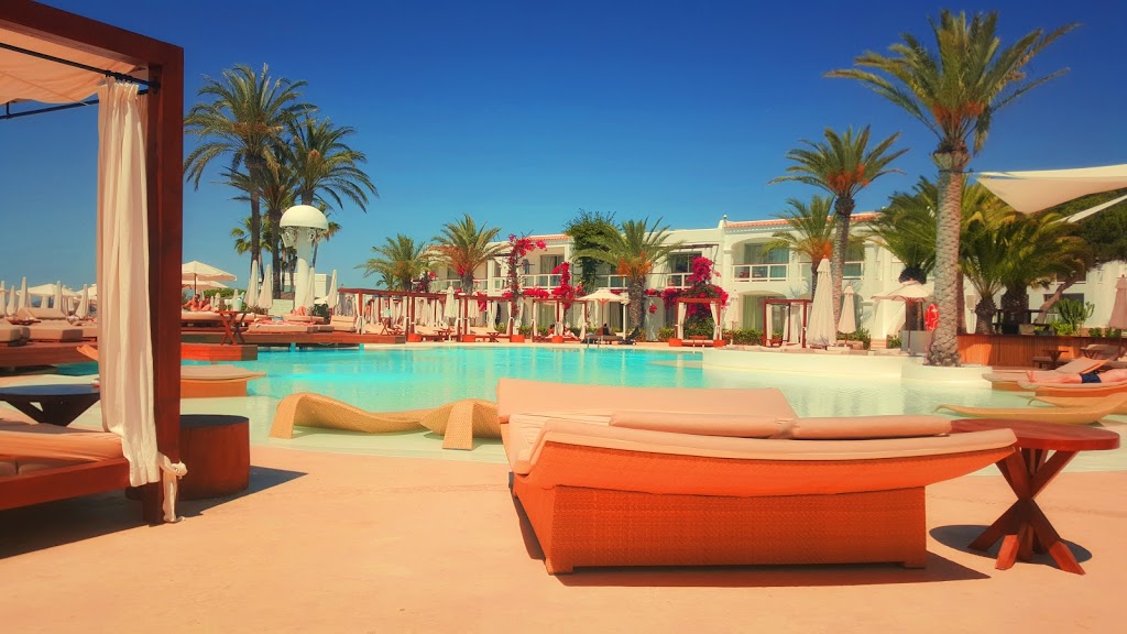 Sunshine Travel | Winnipeg, MB R3W 1R4, Canada | Phone: (204) 230-1802