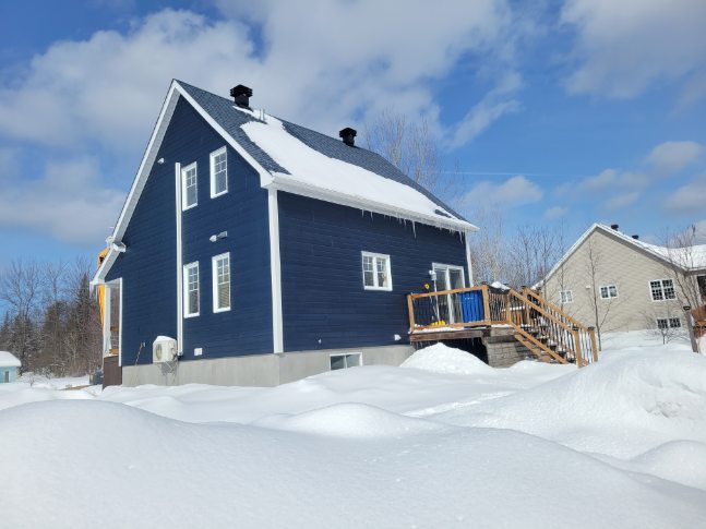Aluminium St Antoine Inc | 270-B Bd Roland-Godard, Saint-Jérôme, QC J7Y 4P7, Canada | Phone: (450) 436-2038