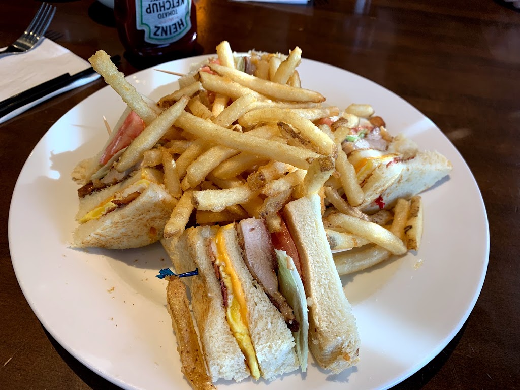 M Cafe | 2773 Barnet Hwy C, Coquitlam, BC V3B 1C2, Canada | Phone: (604) 474-2773
