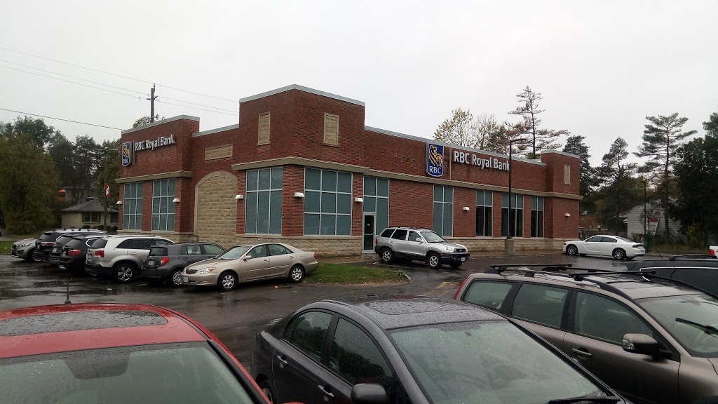 RBC Royal Bank | 5501 Manotick Main St, Manotick, ON K4M 1A2, Canada | Phone: (613) 692-5400