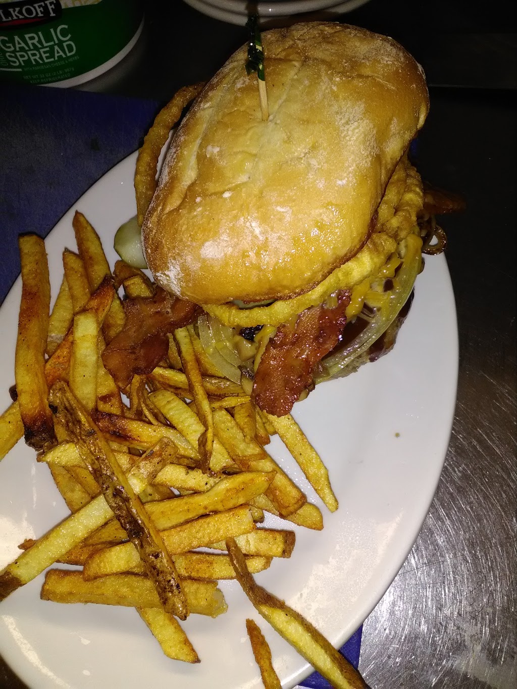 Club House Bros Restaurant | 3386 Niagara Falls Blvd, North Tonawanda, NY 14120, USA | Phone: (716) 694-5555