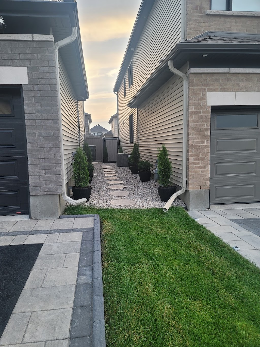 Get Renovate | 2 Maralisa St, Nepean, ON K2G 6S9, Canada | Phone: (613) 263-1071