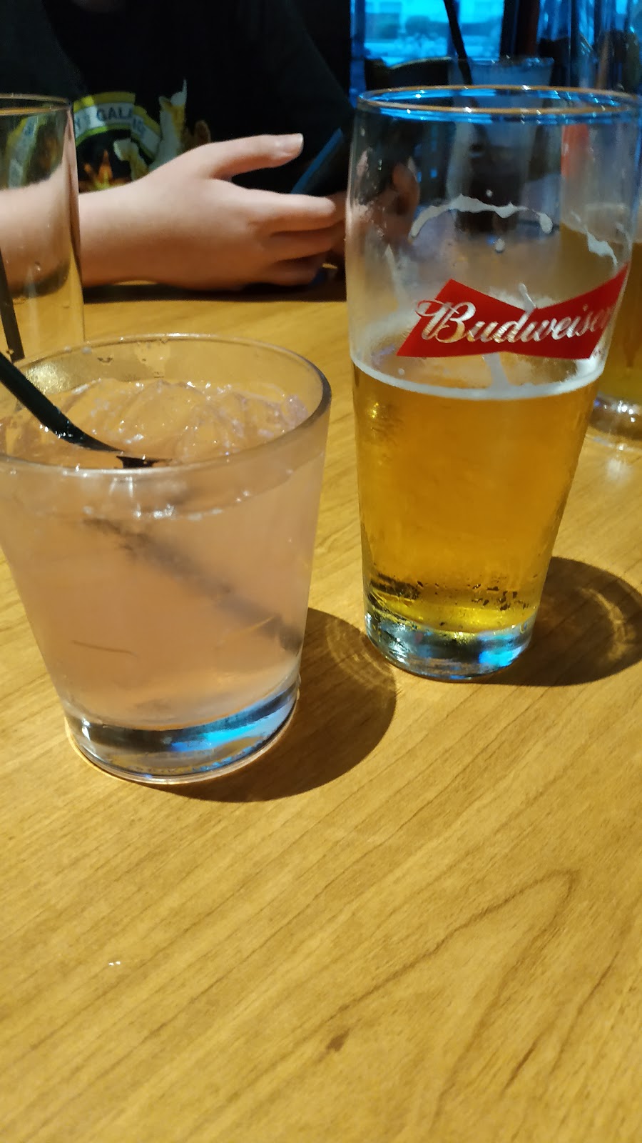 Boston Pizza | 600-6486 176 St, Surrey, BC V3S 4G3, Canada | Phone: (604) 576-2677