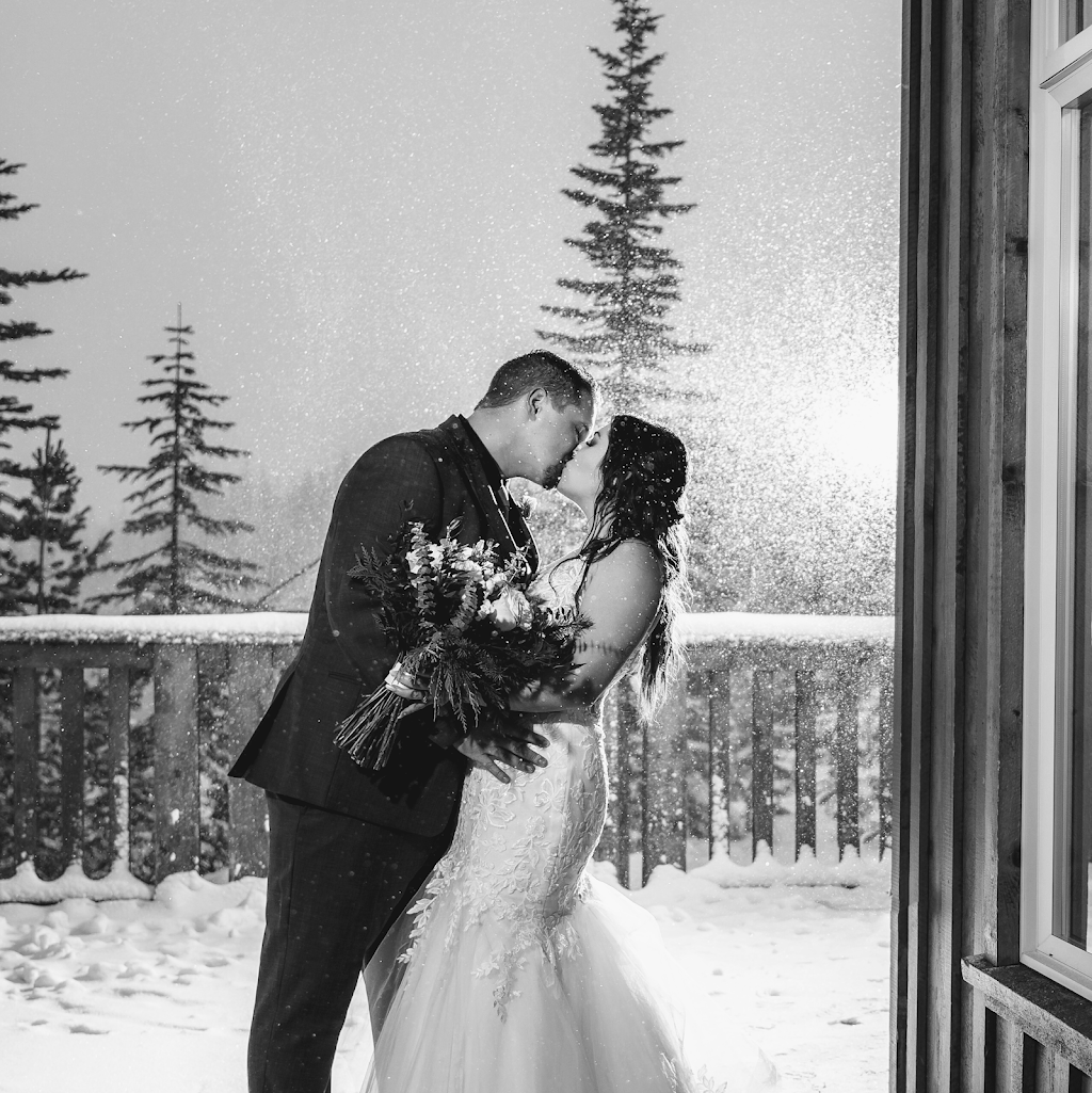 Life’s Journey Ceremonies | 2163 Caledonia Ave, Nanaimo, BC V9X 1R0, Canada | Phone: (250) 619-9863