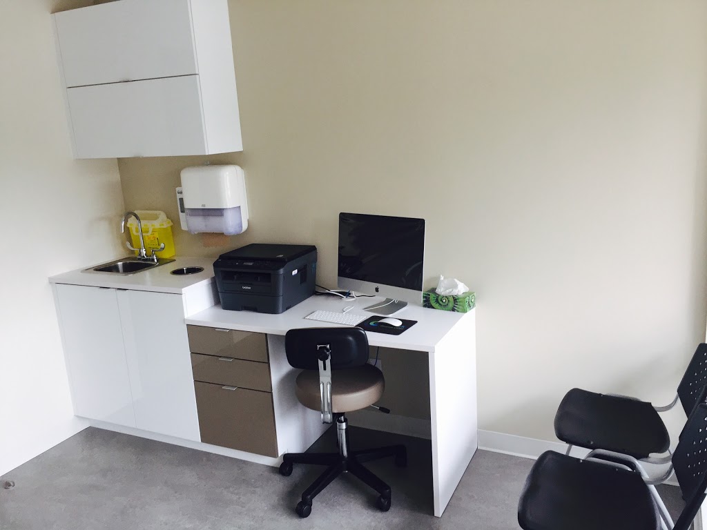 Central Park Medical Clinic | 314 Central Park Dr Unit 6, Ottawa, ON K2C 0R2, Canada | Phone: (613) 728-0608