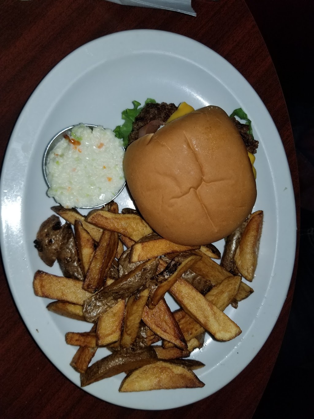 Mos Grill & Dining Room | 6446 Nova Scotia Trunk 3, Western Shore, NS B0J 3M0, Canada | Phone: (902) 627-1053