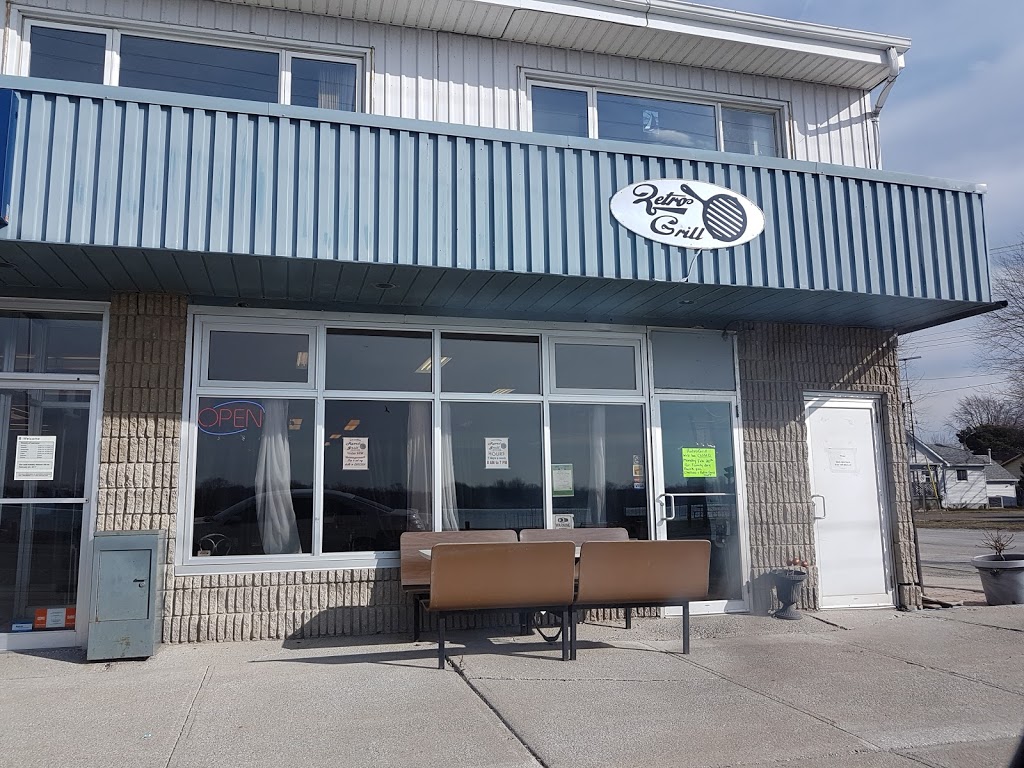 Retro Grill | 4352 St Clair Pkwy, Port Lambton, ON N0P 2B0, Canada | Phone: (519) 677-1515