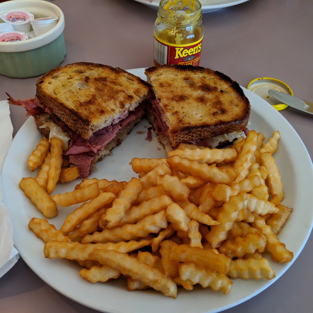 Hathaways Diner | 13225 132 St NW, Edmonton, AB T5L 1R9, Canada | Phone: (780) 488-5989