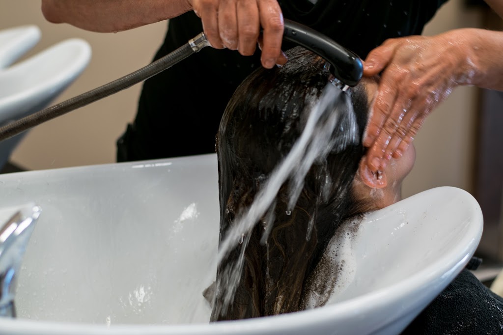 Atelier Mahëva - Coiffure et Spa | 16993 Route Transcanadienne, Kirkland, QC H9H 0A6, Canada | Phone: (514) 426-4247