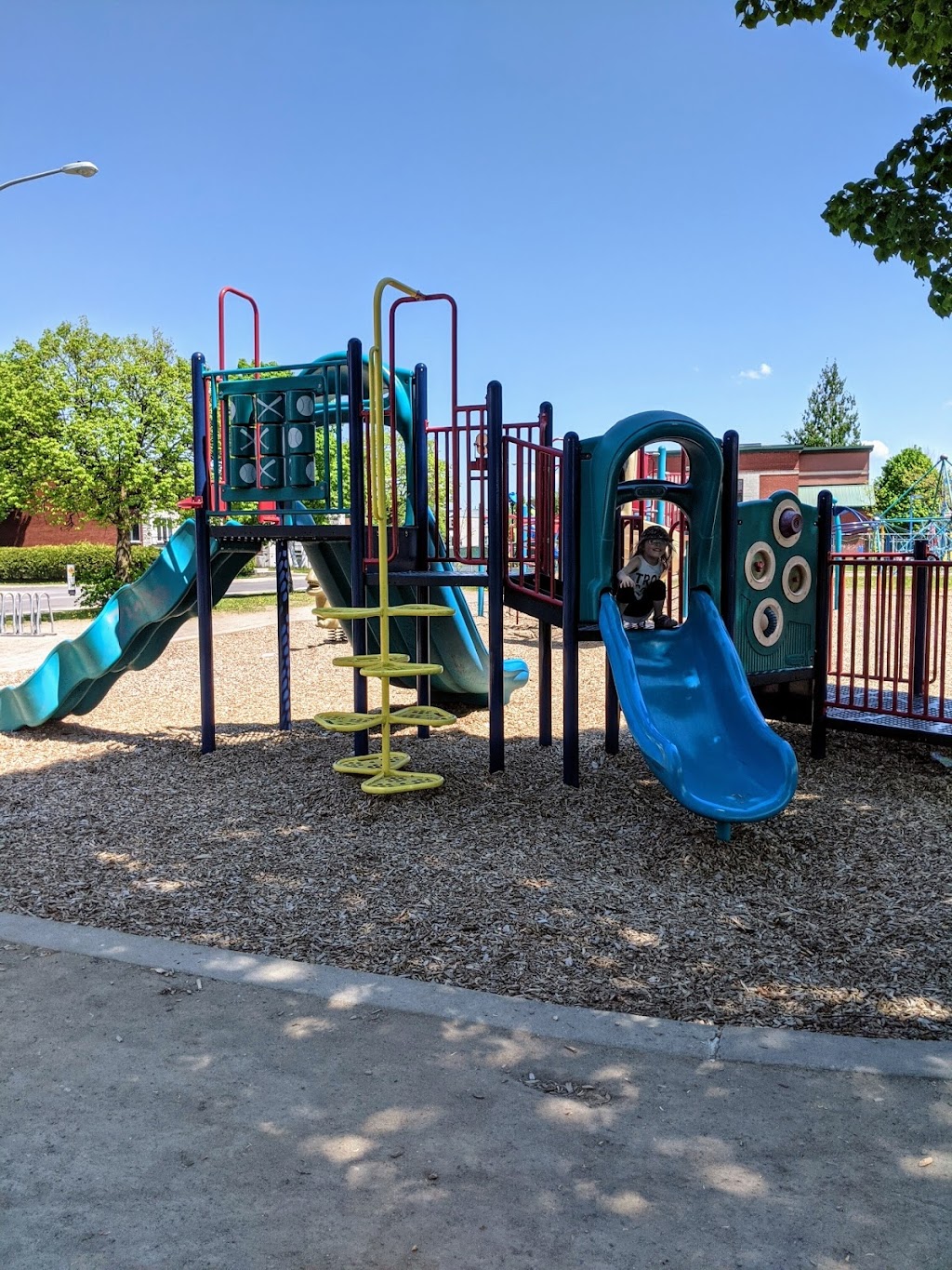 Parc Lionel-Groulx | 2700 Rue Périgny, Longueuil, QC J4L 4X1, Canada | Phone: (450) 646-8582