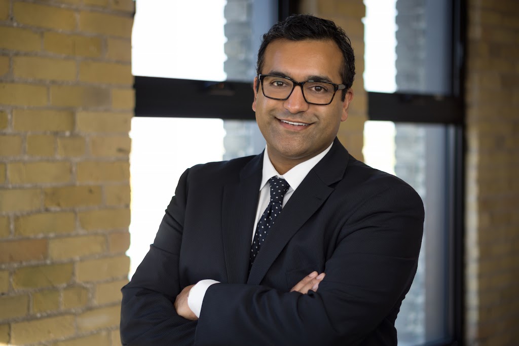 Dr. Avi Islur | Plastic Surgeon | 1851 Grant Avenue, Winnipeg, MB R3N 1Z2, Canada | Phone: (204) 813-0305