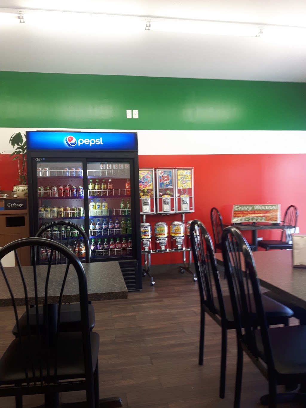 Crazy Weasel Restaurant | 2751 Nova Scotia Trunk 7, Lake Echo, NS B3E 1A3, Canada | Phone: (902) 829-2222