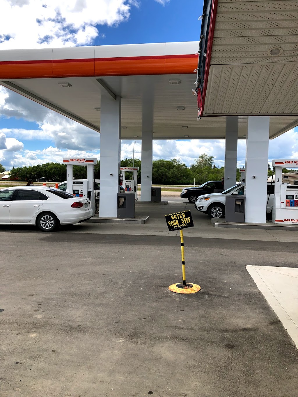 Red Bull Gas Plus | Canada, Saskatchewan, Radisson, Highway 16 & 340 | Phone: (306) 827-4417