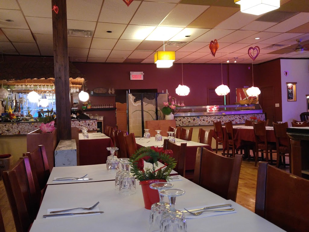 Restaurant Le Quai DOr | 294 Rue Gladstone, Greenfield Park, QC J4V 2P7, Canada | Phone: (450) 671-1122