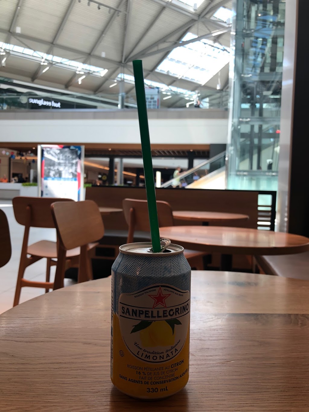 Starbucks | 153A Boulevard des Promenades Z009, Saint-Bruno-de-Montarville, QC J3V 5K2, Canada | Phone: (450) 653-5683