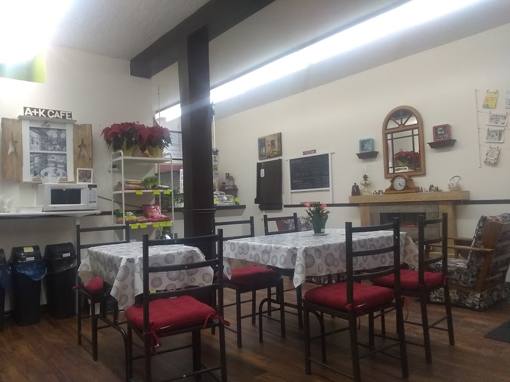 A&K Café | 51 Main St, Petitcodiac, NB E4Z 4L9, Canada | Phone: (506) 756-0030
