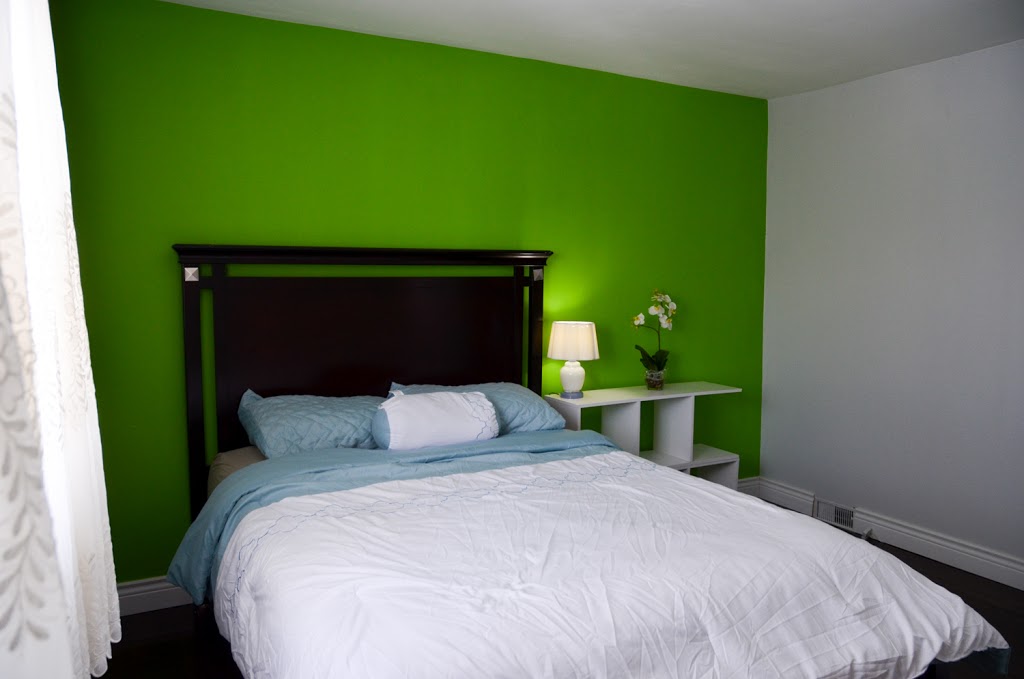 Room near Fanshawe College, London Airport | Vancouver St, London, ON N5W 4S5, Canada | Phone: (519) 701-1525