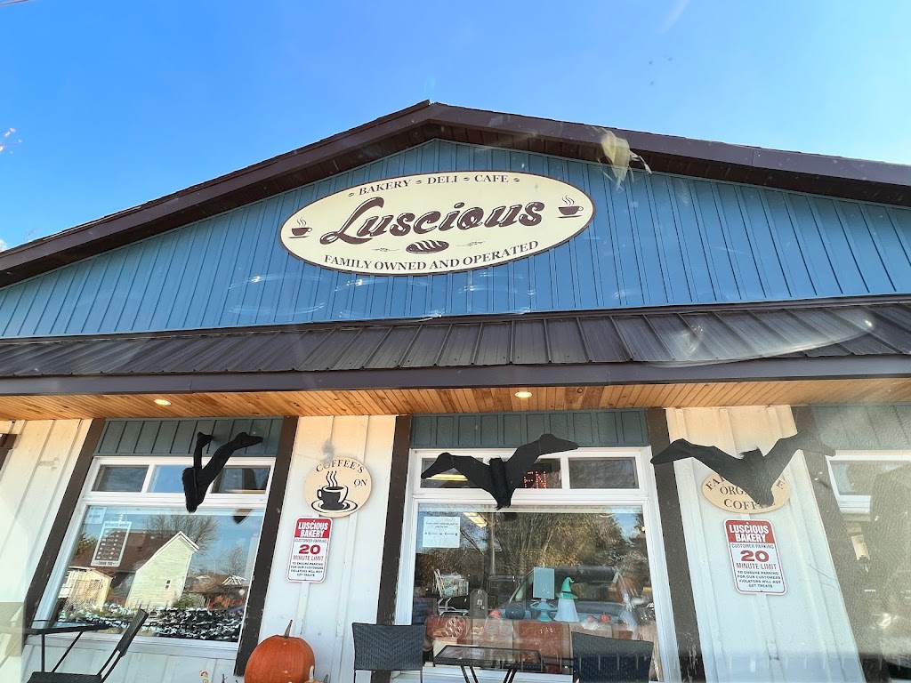 Luscious Bakery Eatery Cafe Inc. | 103 2nd Ave N, Sauble Beach, ON N0H 2G0, Canada | Phone: (519) 422-2253