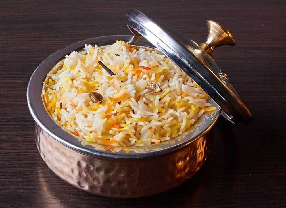Spicy Affairs | 84 King St W, Oshawa, ON L1H 8W7, Canada | Phone: (905) 240-8600