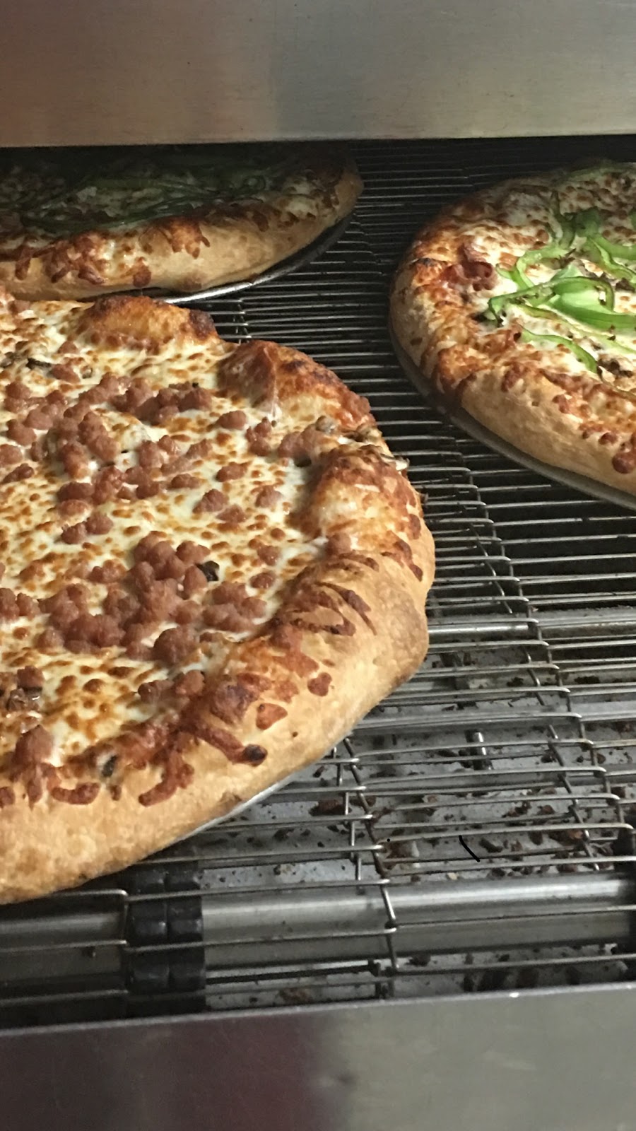 Pizza Med | 1370 Boulevard Pie-XI N, Québec, QC G3J 1W7, Canada | Phone: (418) 840-0666