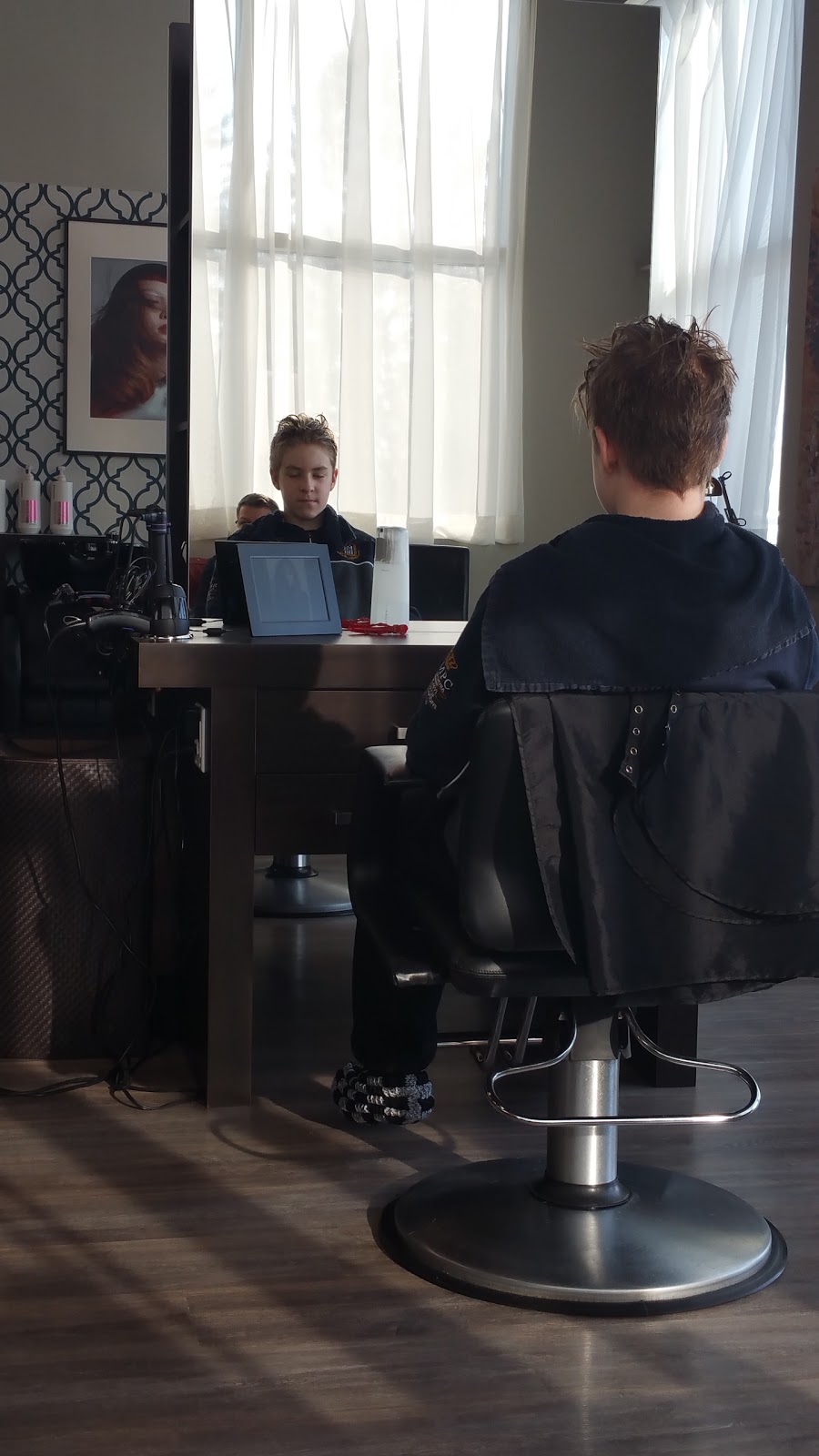 Coiffure Living Room | 1001 Avenue Emile Bouchard #104, Vaudreuil-Dorion, QC J7V 0W3, Canada | Phone: (450) 218-7666