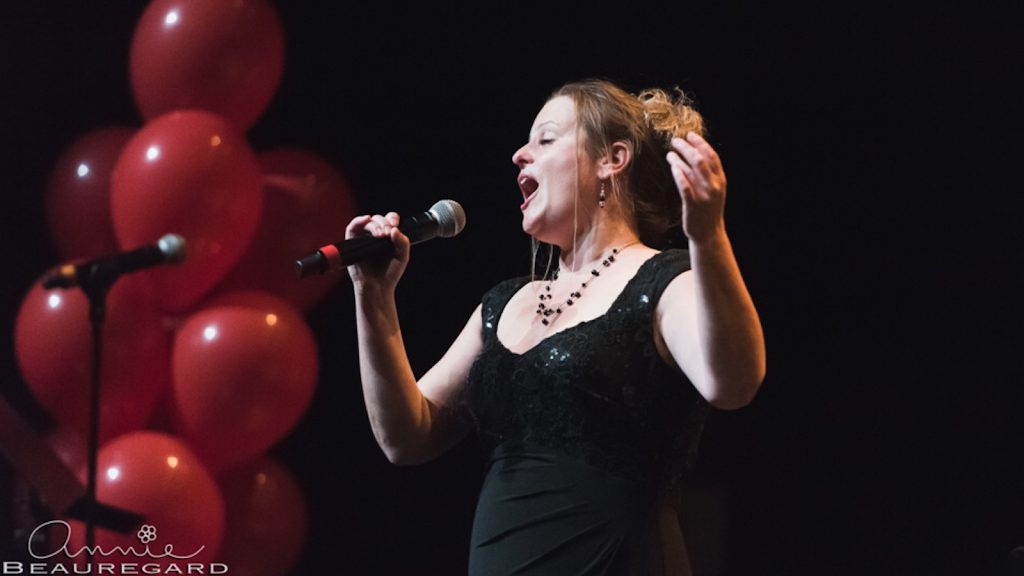Julie Goupil - Chanteuse et professeur de chant | Rue Sylvain, Beloeil, QC J3G 6B1, Canada | Phone: (450) 779-5295