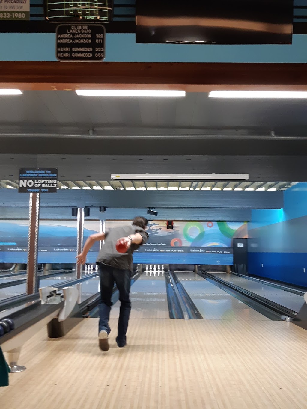 Lakeside Bowling | 1881 9th Ave NE, Salmon Arm, BC V1E 2L2, Canada | Phone: (250) 832-3946