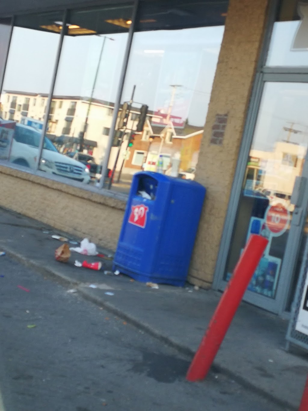 Couche-Tard | 8545 Boulevard Saint-Michel, Montréal, QC H1Z 3E7, Canada | Phone: (514) 729-1433