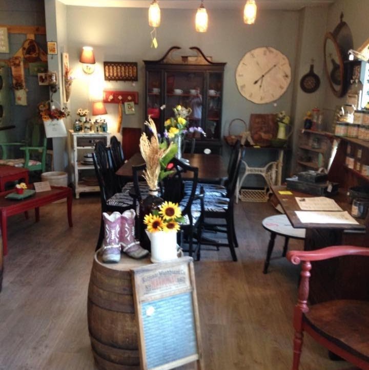 ReFab-ulous Furniture | 5950 Seneca St, Elma, NY 14059, USA | Phone: (716) 675-2675