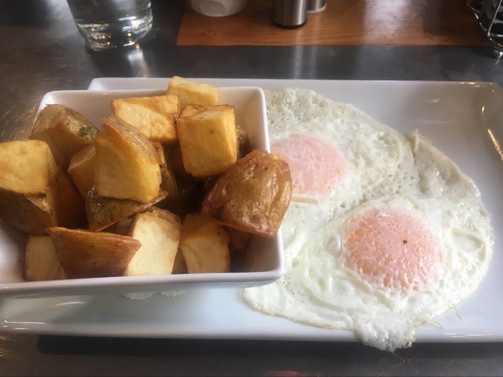 Cahilty Creek Kitchen & Taproom | 3220 Village Way, Sun Peaks, BC V0E 5N0, Canada | Phone: (250) 434-0279