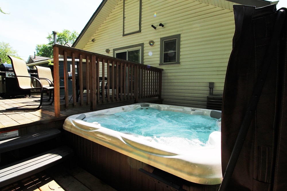 Holiday Homes Property Management Inc. | 3504 E Main St, Stevensville, ON L0S 1S0, Canada | Phone: (855) 300-4476