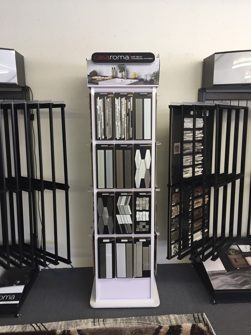 United Floors (Weyburn) | 1409 1 Ave NW, Weyburn, SK S4H 3E3, Canada | Phone: (306) 842-7274