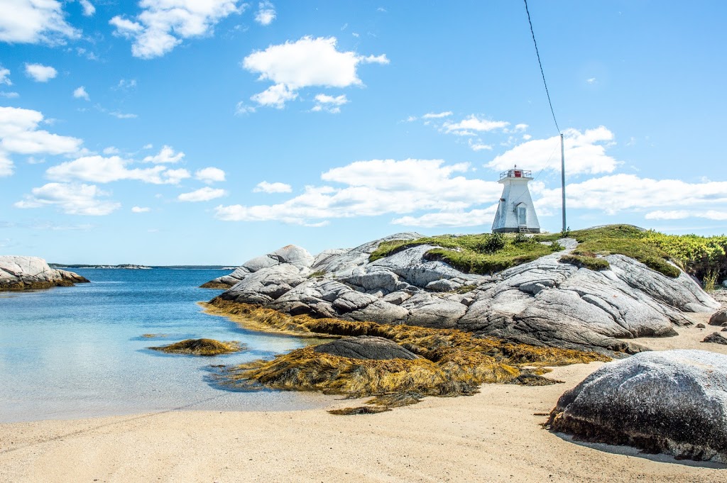 Terence Bay Lighthouse | Terence Bay Rd, Terence Bay, NS B3T 1Y5, Canada