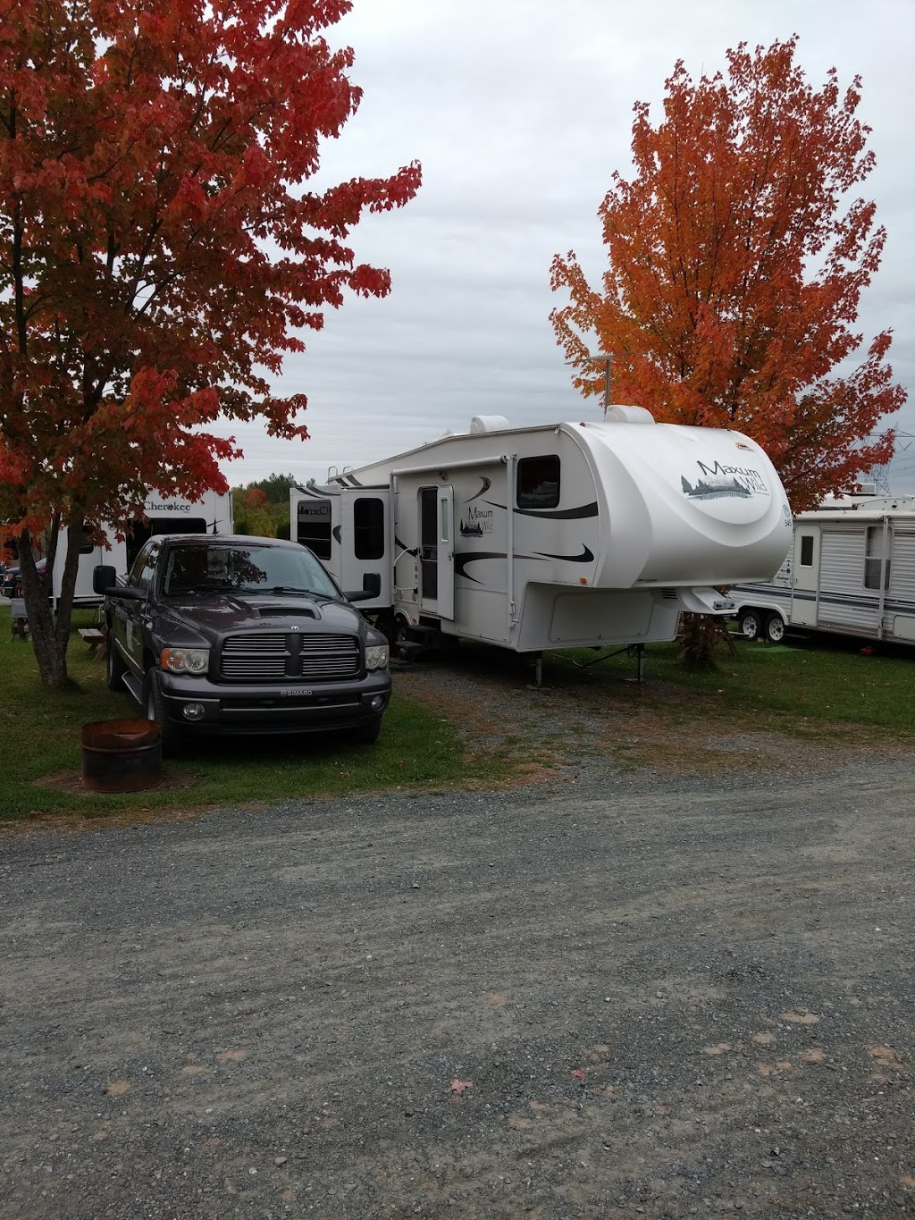 Camping De La Rivière | 108 Rang du Moulin Rouge, Saint-Léonard-dAston, QC J0C 1M0, Canada | Phone: (819) 399-2442