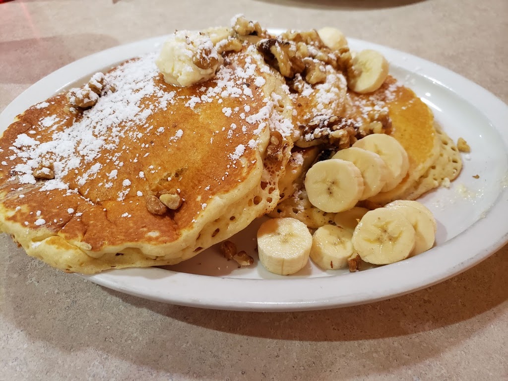 Strawberry Fields Restaurant | 51070 S Foster Rd, New Baltimore, MI 48047, USA | Phone: (586) 949-7740