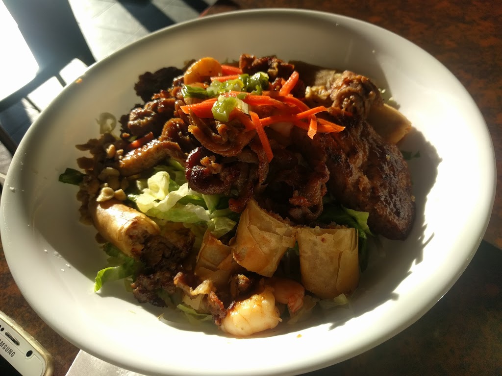 Little Saigon | 322-32555 London Ave, Mission, BC V2V 6M7, Canada | Phone: (604) 820-8746