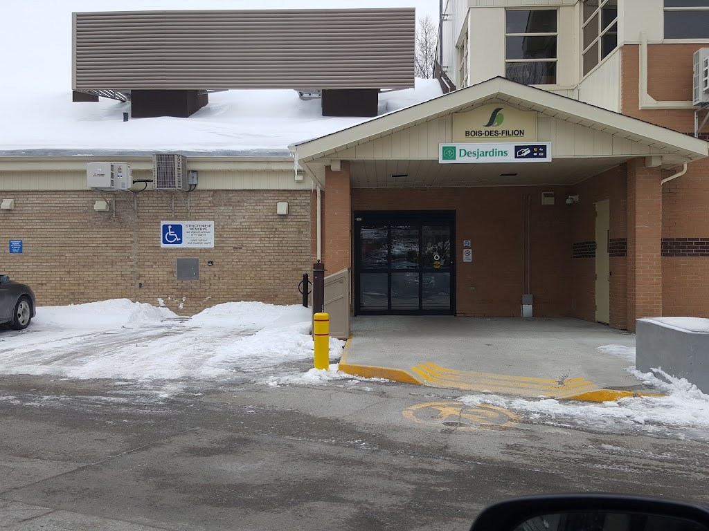 Caisse Desjardins | 63 Mnt Gagnon, Bois-des-Filion, QC J6Z 4H3, Canada | Phone: (450) 430-6550