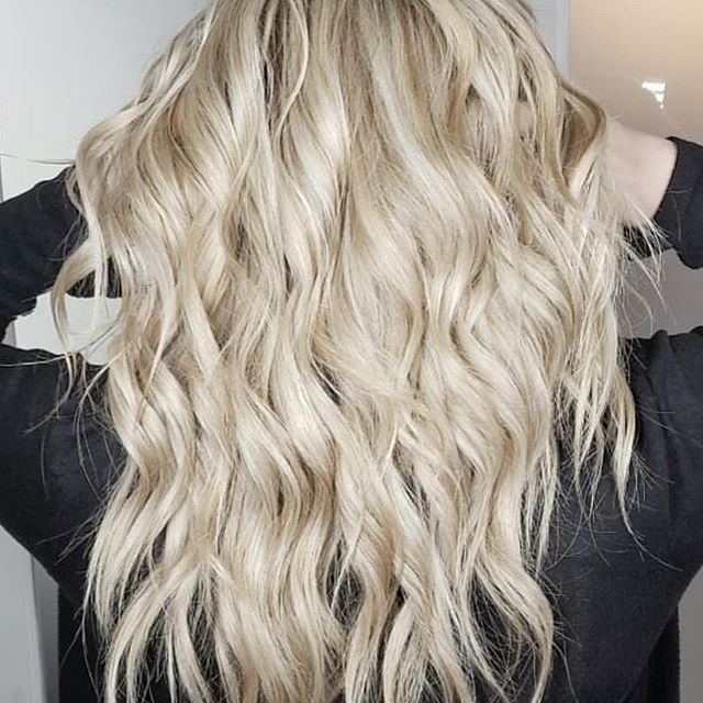 Hair Booth Haus | 2908 Centre St N, Calgary, AB T2E 2X1, Canada | Phone: (403) 727-6000