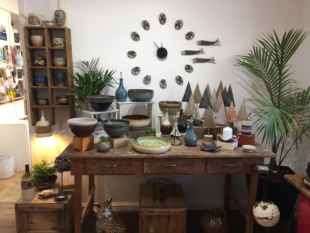 La Shed Qui Tourne | 610 Rue Notre Dame, Montebello, QC J0V 1L0, Canada | Phone: (514) 944-4968