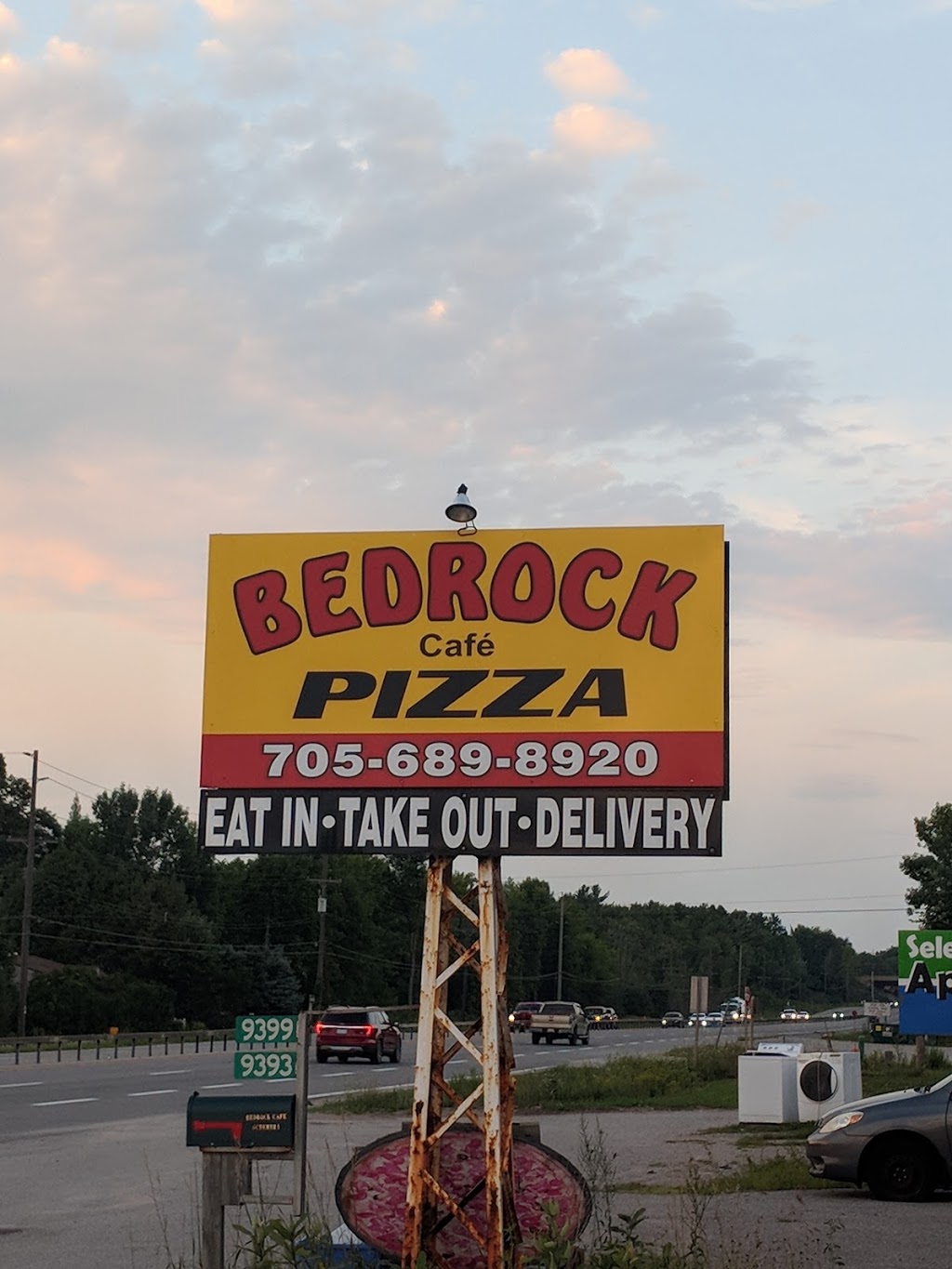 Bedrock Cafe | 9393 Ontario 11 N, Orillia, ON L3V 6H3, Canada | Phone: (705) 689-8920