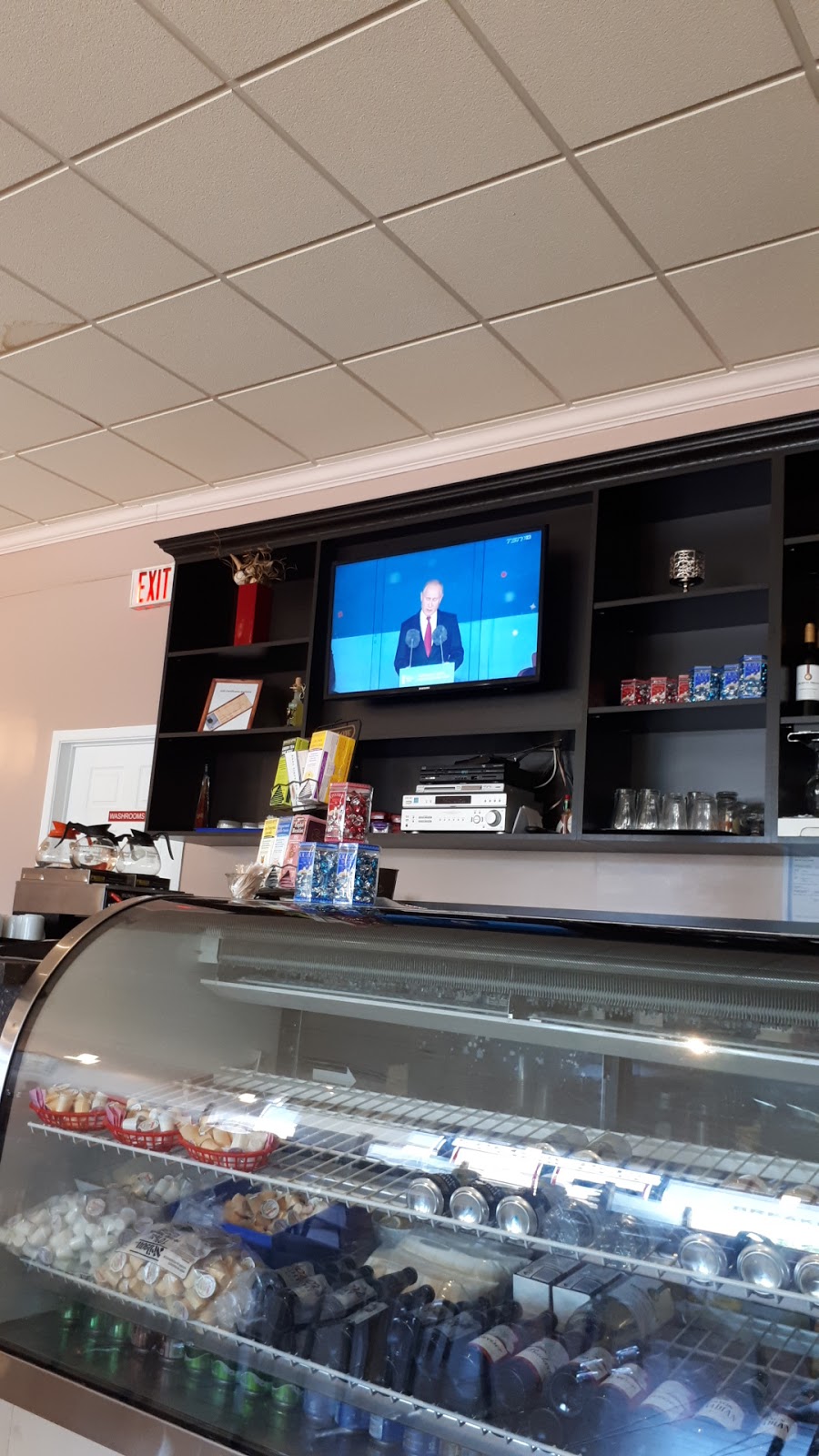 Queens Breakfast Restaurant | 299 ave 1t9, 293 Shepherd Ave, Cambridge, ON N3C 1T9, Canada | Phone: (519) 658-4545
