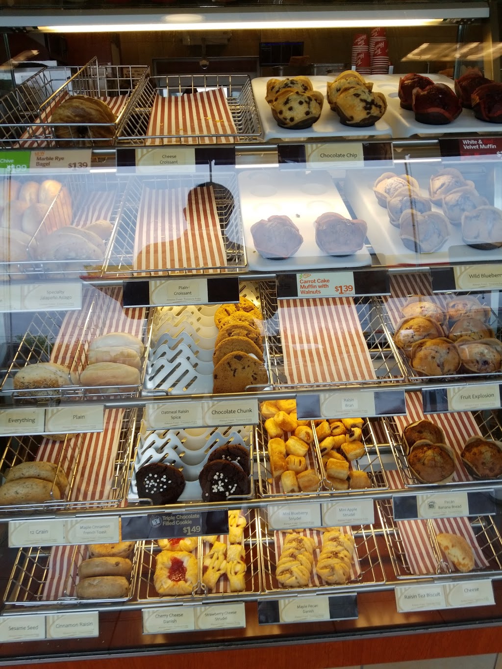 Tim Hortons | 7441 76 Ave NW, Edmonton, AB T6C 4M3, Canada | Phone: (780) 424-0064