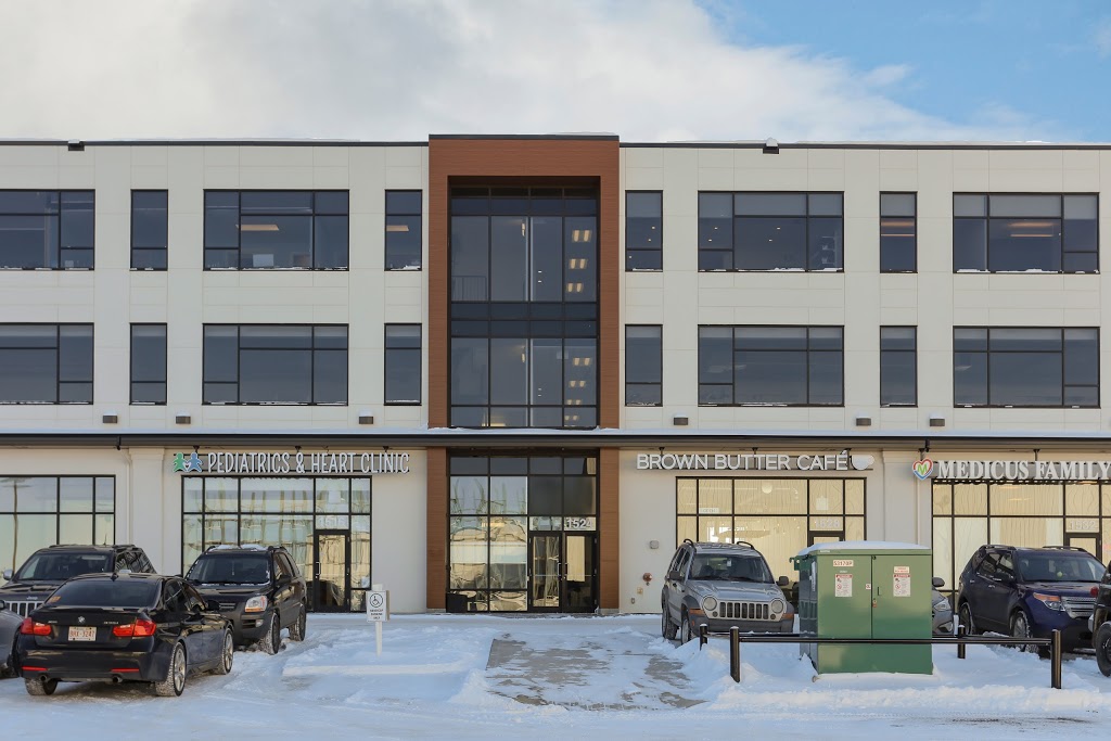 Unpain Clinic | 1524 91 St SW #313, Edmonton, AB T6X 1M5, Canada | Phone: (587) 400-8666