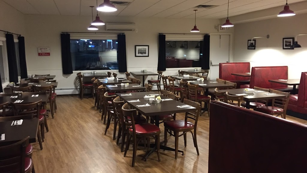 Fletchers Restaurant | 337 Prince St, Truro, NS B2N 1E1, Canada | Phone: (902) 895-8326